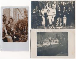21 db régi fotó képeslap: család, utazás, összejövetelek, stb. / 21 pre-1945 photo postcards: family...