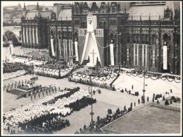 1938. május 30. Szent István év megnyitása, 5 db fotó, 17,5×23 cm