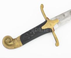 Karabela jó minőségű replika tokjában, teljes h: 91 cm