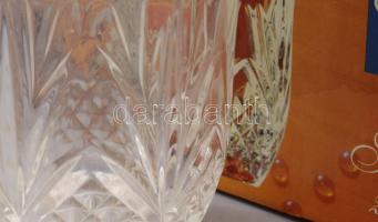 3 darabos francia kristálypohár szett, dobozában, m: 8,5 cm