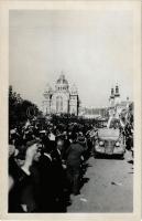 1940 Marosvásárhely, Targu Mures; bevonulás, magyar zászlók / entry of the Hungarian troops, Hungarian flags. photo