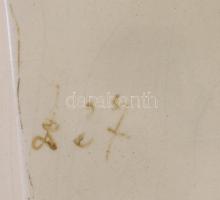 Olasz fajansz fali kegytárgy, jelzett, kopással, 34x22 cm