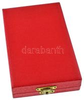 1964. "A Magyar Munka Érdemrend ezüst fokozata" ezüstözött, zománcozott bronz kitüntetés m...