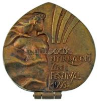 Sebestyén Sándor (1949-2010) 1995. XXIX. Nyírbátori Zenei Fesztivál 1995. / XXIX. Zenei Napok - Nemzetközi Ifjúsági Zenei Tábor / Weinert Leó Hangszeres Verseny kinyitható, két darabból álló bronz plakett, dombornyomott Nyírbátori Zenei Fesztivál 1995 tokban (kinyitva 188x93mm) T:AU,XF patina