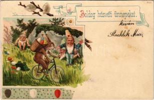 1900 Boldog húsvéti ünnepeket! kerékpározó nyuszi törpékkel / Easter greeting, rabbit on bicycle with dwarves. Art Nouveau, litho (EK)