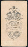cca 1868 Férfi egész alakos portréja, keményhátú fotó Borsos József pesti műterméből, 10,5×6,5 cm