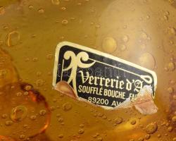 Verrerie D'arques francia anyagában színezett, anyagában buborékos iparművész hutaüveg boros sz...