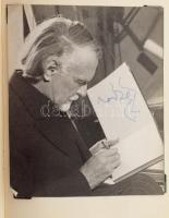 Óriási aláírás gyűjtemény: Zeneszerzők és énekesek, dedikációja, sok fotós dedikáció: Kodály Zoltán....