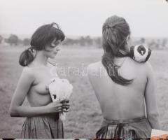 cca 1970 - 1980 Vegyes film fotó tétel, nagyrészt Jancsó Miklós műveiből, de közte 1 Jirí Menzel fil...