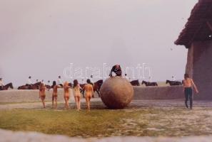 cca 1970 - 1980 Vegyes film fotó tétel, nagyrészt Jancsó Miklós műveiből, de közte 1 Jirí Menzel fil...