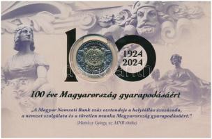 2024. 100Ft "100 éves a Magyar Nemzeti Bank" első napi veret díszcsomagolásban "10434" T:UNC