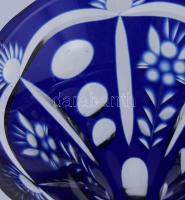 Ezüst (Ag) talpú kristály váza, jelzett (dianás) mesterjegyes. Hibátlan m: 19 cm