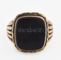 Pecsétgyűrű, 14K arany (Au) ónix kővel, jelzett, br 5,9g, m: 58