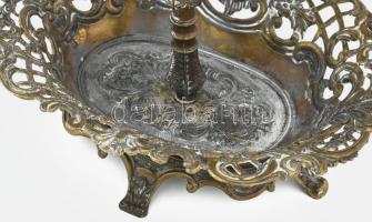 Antik réz sütemény kínáló. Áttört, két szintes,28x25x17 cm