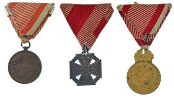 1914-1918. I. világháborús katonai hagyaték, benne: 1914. "Ferenc József Bronz Vitézségi Érem, ...