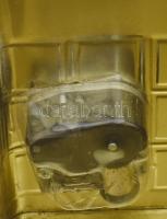 2 db zenélő szerkezet, mechanikusak