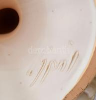 Újpál György: Lány virágcsokorral. Mázas kerámia, kézzel festett, hibátlan m: 31 cm, sz : 31 cm