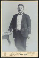 cca 1890-1900 Weber Károly portréja (feltehetően Trianon után Ausztriából kiutasított Weber Károly ellenőr), keményhátú fotó Stern József burgenlandi, vas vármegyei (Rohonc és Tarcsa) műterméből, 16,5x11 cm