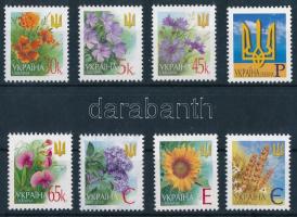 Virágok és szimbólumok 8 db klf bélyeg 2004-es évszámmal, Flowers and symbols 8 various stamps with the year of 2004