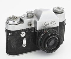 cca 1960-1970 Zenit 3M szovjet fényképezőgép, 35mm filmformátum, Industar-50 50mm f/3.5 objektívvel,...