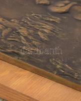 Konyorcsik János (1926-) Zsuzsanna és a vének. Bronz plasztika, fa lapon, jelzett, 23x17 cm, 30x24 c...