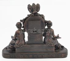 Díszes asztali óra, nőalakokkal, 30x25 cm