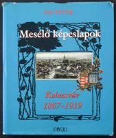 Sas Péter: Mesélő Képeslapok. Kolozsvár 1867-1919. Noran könyvkiadó 2003. 227 oldal. Kissé szakadt papír védőborítóval, máskülönben jó állapotban. / Postcard from Cluj 1867-1919. 2003. 227 pg. Paper cover slightly damaged, otherwise in good condition.