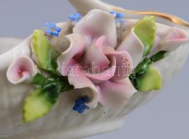 Cseh alt wien ékszeres kosárka, jelzett, minimális pattogzással, 12x12x10 cm