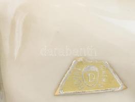 Royal dux mopsz kutya figura. Kézzel festett, jelzett, hibátlan 12 cm