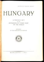 Hungary. A friendly gift to the rotarians of every part of the world. Offered by the Hungarian Rotarians. Bp., 1931. Egészvászon kötés, eredeti borítógerinc ráragasztva, jó állapotban.