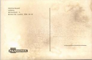 Budapest V. Restaurant Szófia étterem, belső vendégekkel és pincérrel. Kossuth Lajos tér 13-15. (fl)