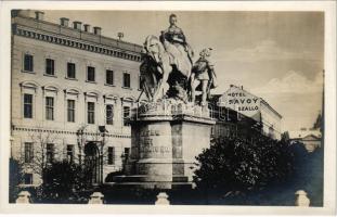 Pozsony, Pressburg, Bratislava; Mária Terézia szobor, Hotel Savoy szálloda / Maria-Theresia-Monument / monument, hotel