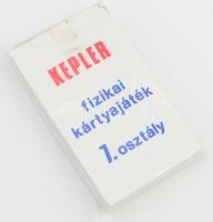 cca 1990, Kepler fizikai kártyajáték 7. osztály részére, forgalmazza az Alföld élelmiszer és vegyiáru kereskedelmi vállalat, bontatlan pakli.