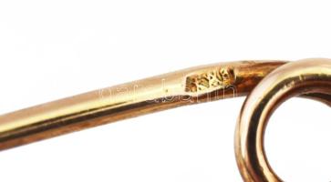 Arany (Au) 14K biztosítótű füstkvarc kővel, jelzett, 4,5×0,6 cm, bruttó: 2 g