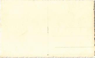 Népviselet / Folklore. photo