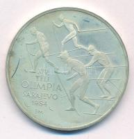 1984. 500Ft Ag "Szarajevói Téli Olimpia" műbőr tokban, tanúsítvánnyal T:BU az érmét tartó műanyag lap nélkül Adamo EM76