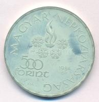 1984. 500Ft Ag "Szarajevói Téli Olimpia" műbőr tokban, tanúsítvánnyal T:BU az érmét tartó ...