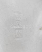 Kézzel festett fajansz asztali óra, jelzett, kis sérülésekkel, m: 29 cm