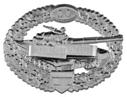 2004. "Magyar Honvédség 11. Hunyadi Mátyás Harckocsi Zászlóalj" fém sapkajelvény (64x48mm)...