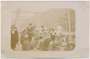 1913 Orsova, hajókirándulás / boat trip. photo