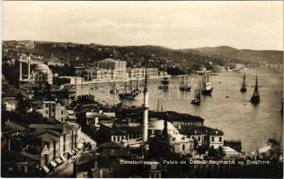 Constantinople, Istanbul; Palais de Dolma-Bagthsché au Bosphore / Dolmabahce Palace at the Bosphorus, ships