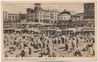 1930 Scheveningen (The Hague), Zondagsdrukte op de Boulevard / Sunday crowds on the Boulevard, beach...