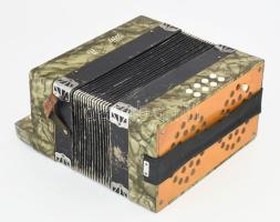 Weltmeister gyermek tangóharmónika. Jelzett, kissé kopott, működik. sz: 27 cm