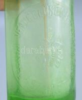 cca 1930 Kőbányai Vendéglősök és Fűszerkeresk. Sz.GY.R.T. uránnal színezett szódásüveg, sascsőrös fe...