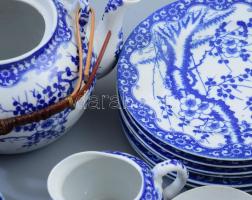 Japán cseresznyevirág mintás tojáshéj porcelán teás készlet, 1 fedő és csésze hiánnyal, kannában kis...