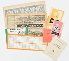 4 db úttörő és kisdobos füzet, tagsági könyv + 4 db különféle órarend, kitöltetlen