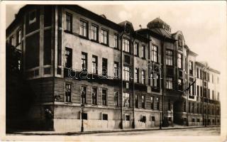 1930 Budapest XII. I. Ker. Állami Elemi Iskolai Tanítóképző Intézet (ma Kiss János altábornagy utca 40.). Bergsmann A. utóda kiadása