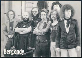 Demjén Ferenc (1946- ) Kossuth-díjas zenész, énekes, dalszövegíró, a Bergendy-együttes tagjának auto...