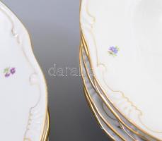 Zsolnay apróvirág mintás 6 darab nagytányér és 5 darab mélytányér, jelzett, kopott