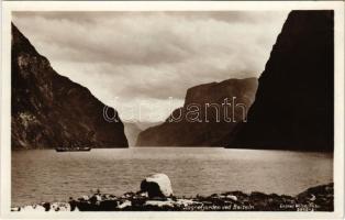 Sognefjorden, Sognefjord; steamship. Foto Eneret Wilse